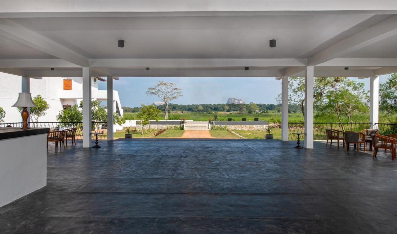 Ceylon Breeze Sigiriya Hotel Luaran gambar