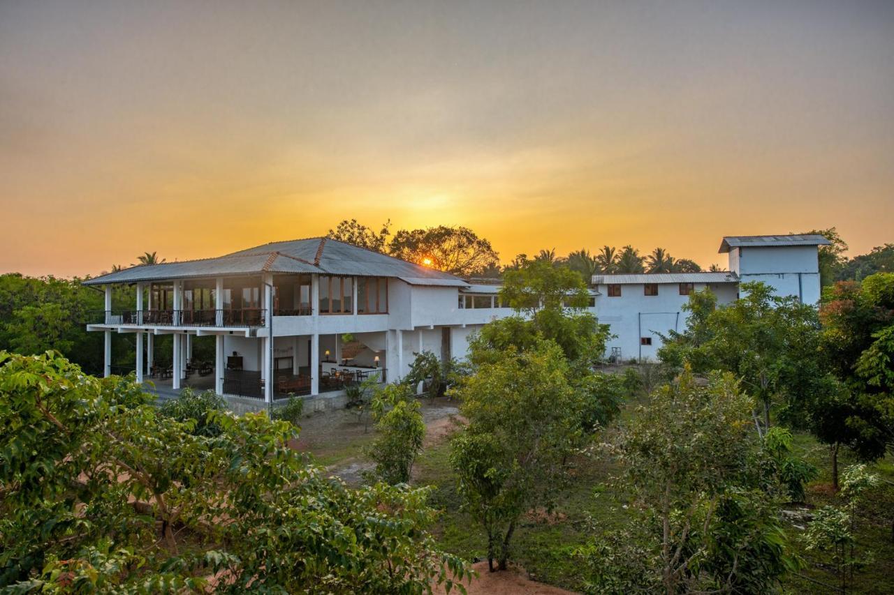 Ceylon Breeze Sigiriya Hotel Luaran gambar