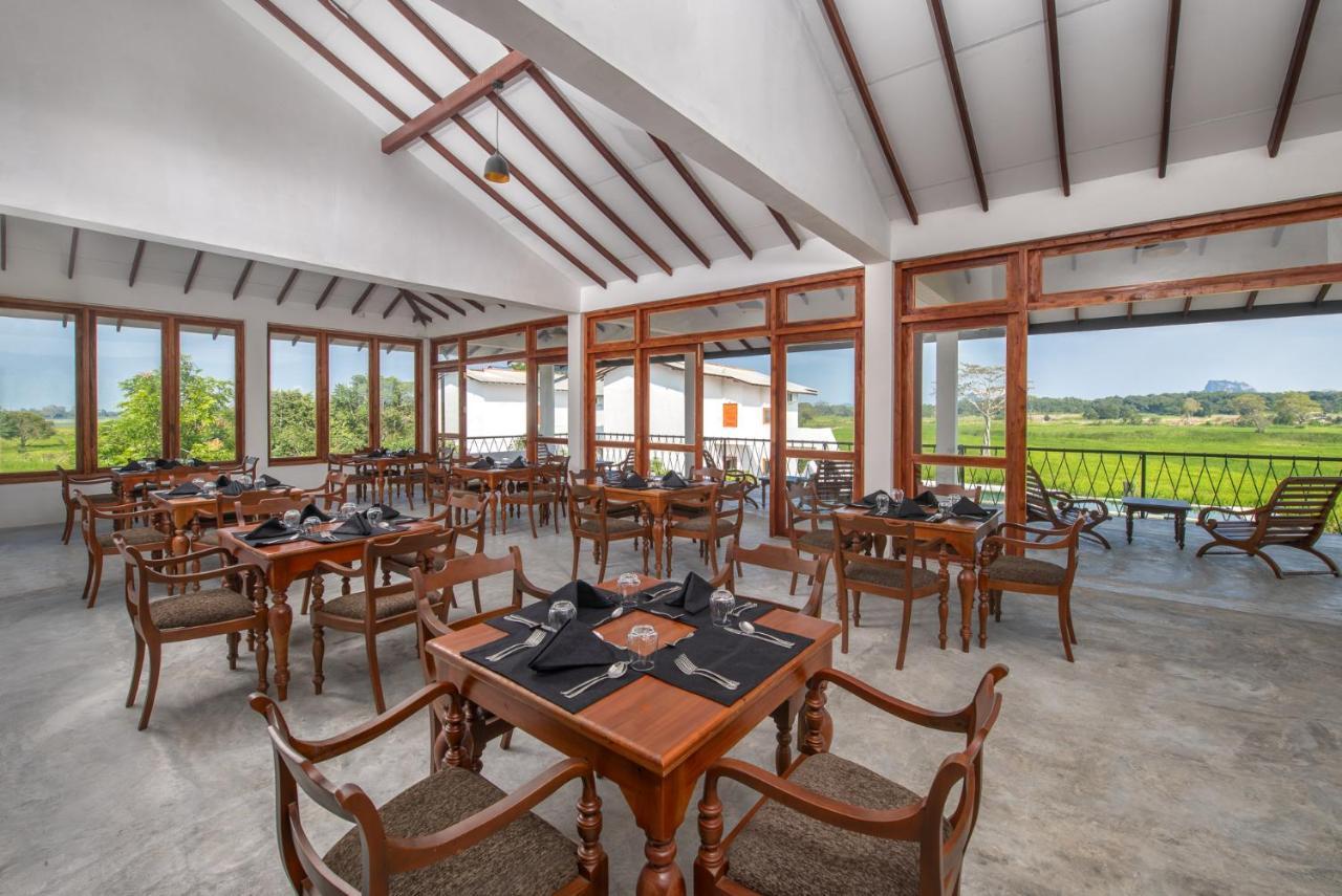 Ceylon Breeze Sigiriya Hotel Luaran gambar